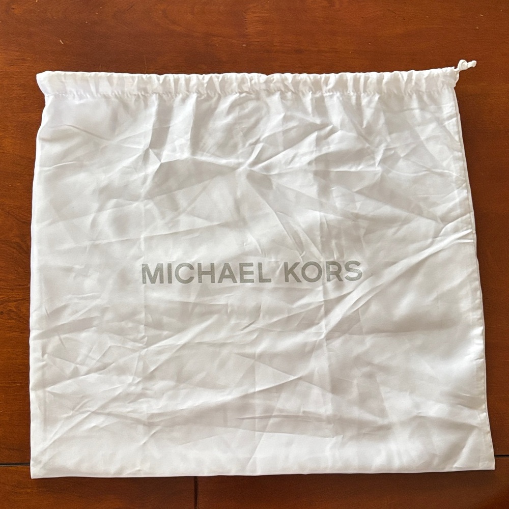 Michael Kors White Storage‎ Bag